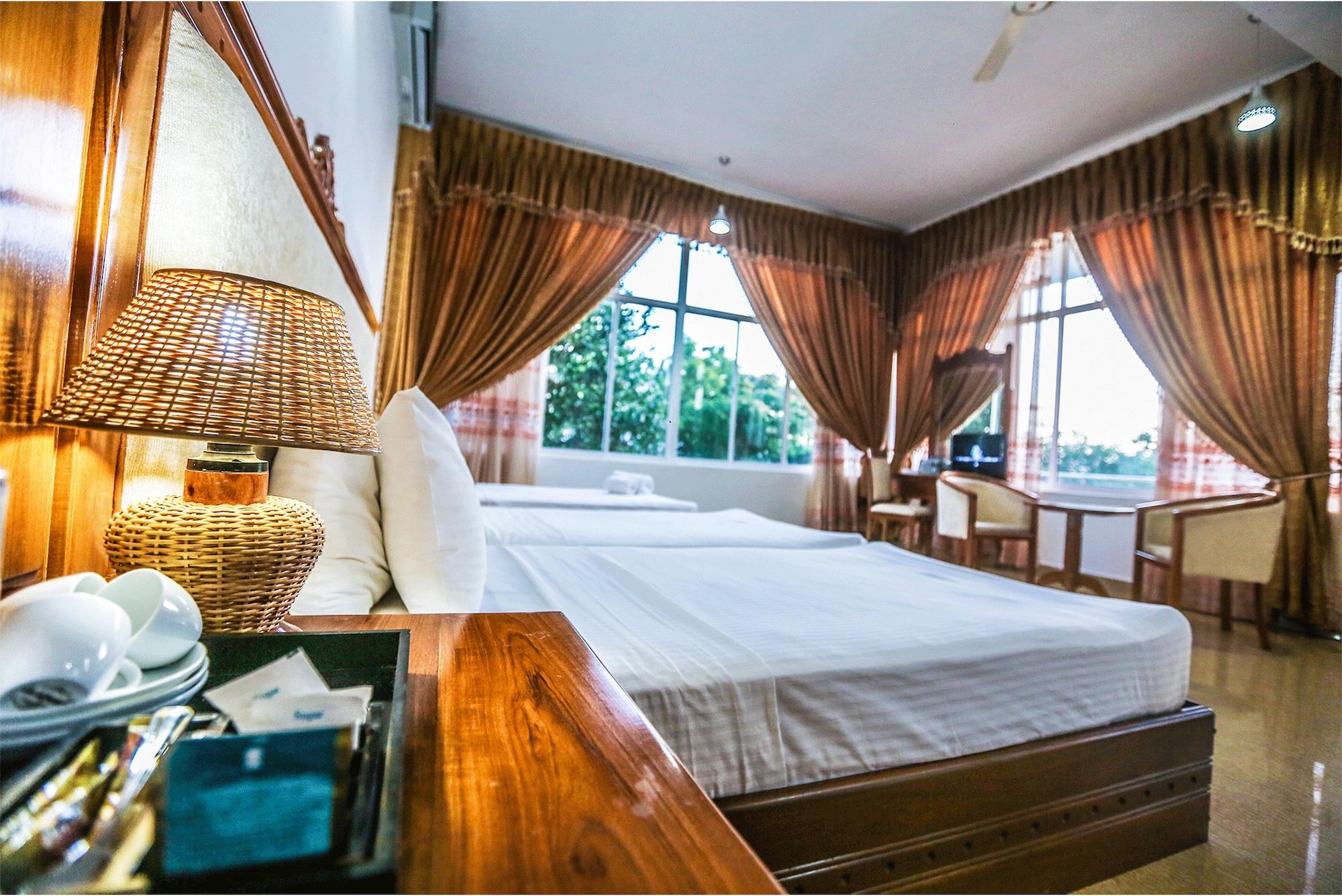 Hotel Sudu Araliya Polonnaruwa Esterno foto