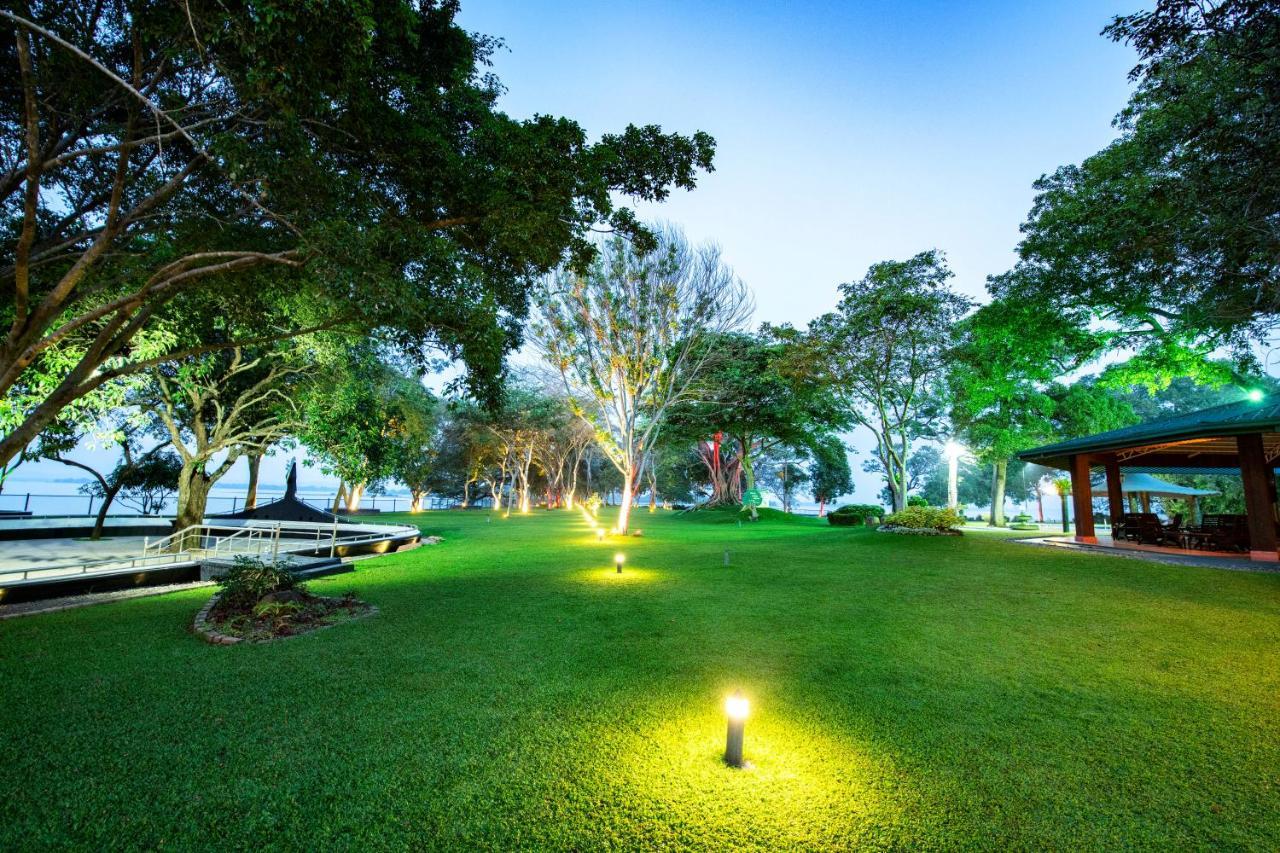Hotel Sudu Araliya Polonnaruwa Esterno foto